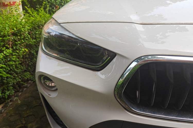 Used BMW X2 2019 sDrive25i Leading Edition M Sport Package China VI Right Front Headlight