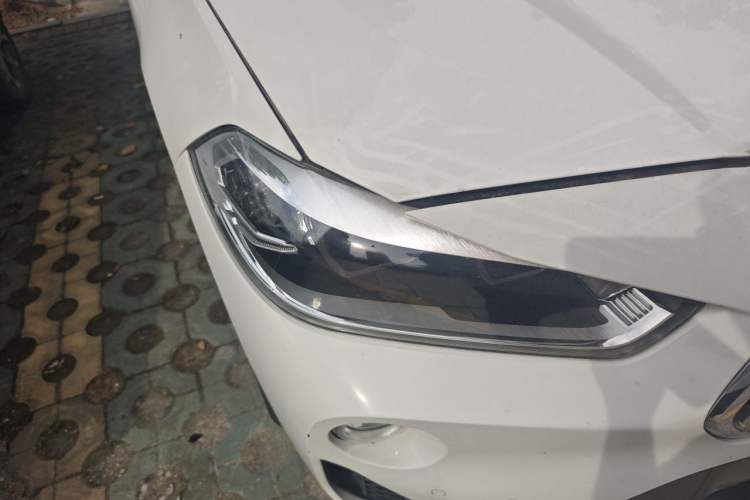 Used BMW X2 2019 sDrive20i M Sport Package China VI Emission Standard Right Front Headlight