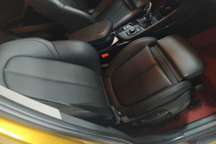 Used BMW X2 2019 sDrive20i M Sport Package China VI Emission Standard Right Front Seat