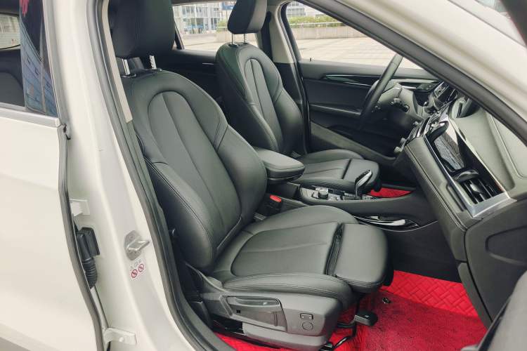 Used BMW X2 2019 sDrive20i M Sport Package China VI Emission Standard Right Front Seat
