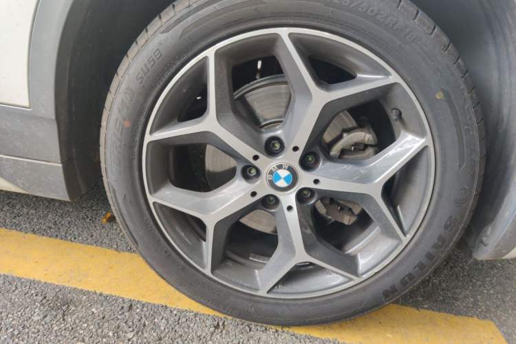 Used BMW X2 2019 sDrive20i M Sport Package China VI Emission Standard Right Front Wheel Hub