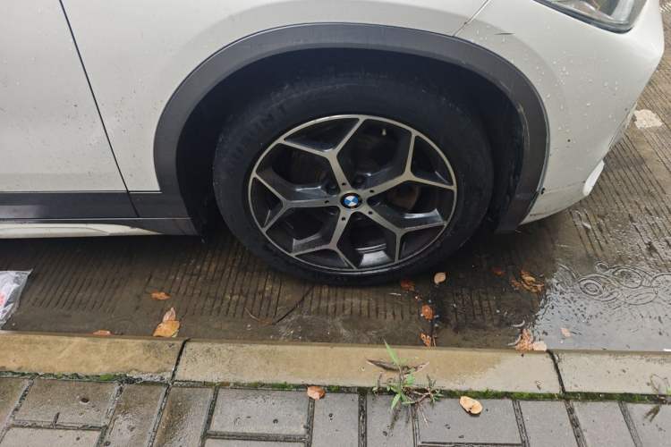 Used BMW X2 2019 sDrive20i M Sport Package China VI Emission Standard Right Front Wheel Hub