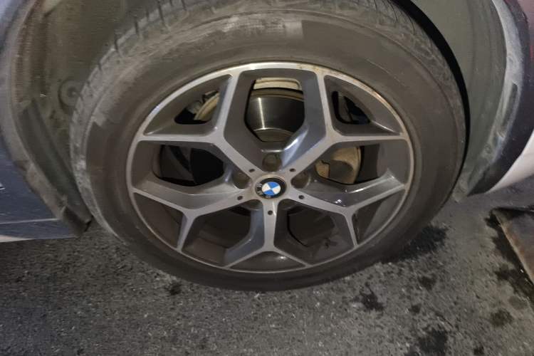 Used BMW X2 2019 sDrive20i M Sport Package China VI Emission Standard Right Front Wheel Hub