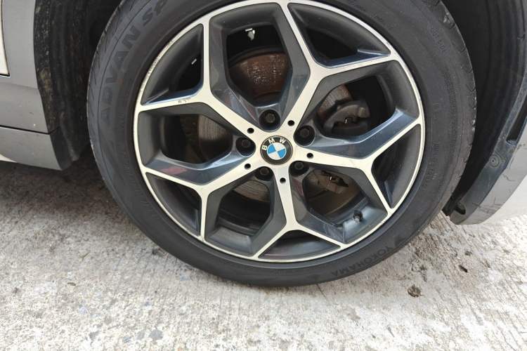 Used BMW X2 2019 sDrive20i M Sport Package China VI Emission Standard Right Front Wheel Hub