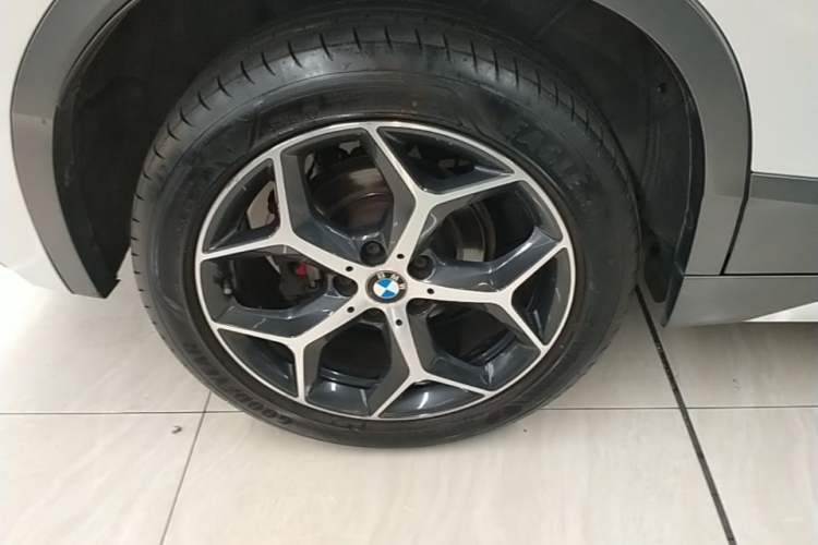 Used BMW X2 2019 sDrive20i M Sport Package China VI Emission Standard Right Rear Wheel Hub