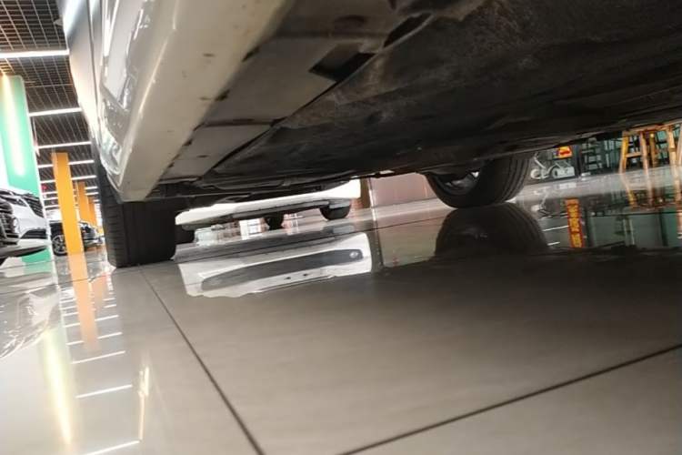 Used BMW X2 2019 sDrive20i M Sport Package China VI Emission Standard Right Side Sill