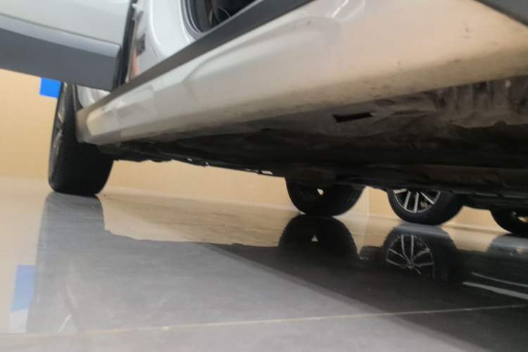 Used BMW X2 2019 sDrive20i M Sport Package China VI Emission Standard Right Side Sill