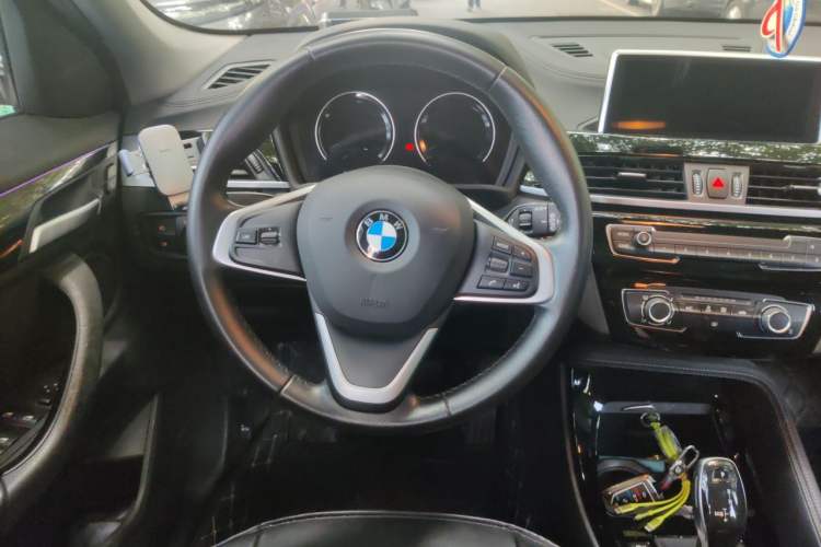 Used BMW X2 2019 sDrive20i M Sport Package China VI Emission Standard Steering Wheel