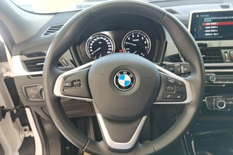 Used BMW X2 2019 sDrive20i M Sport Package China VI Emission Standard Steering Wheel