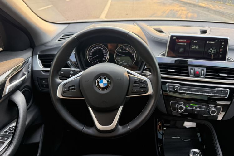 Used BMW X2 2019 sDrive20i M Sport Package China VI Emission Standard Steering Wheel
