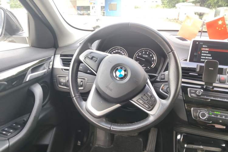 Used BMW X2 2019 sDrive20i M Sport Package China VI Emission Standard Steering Wheel