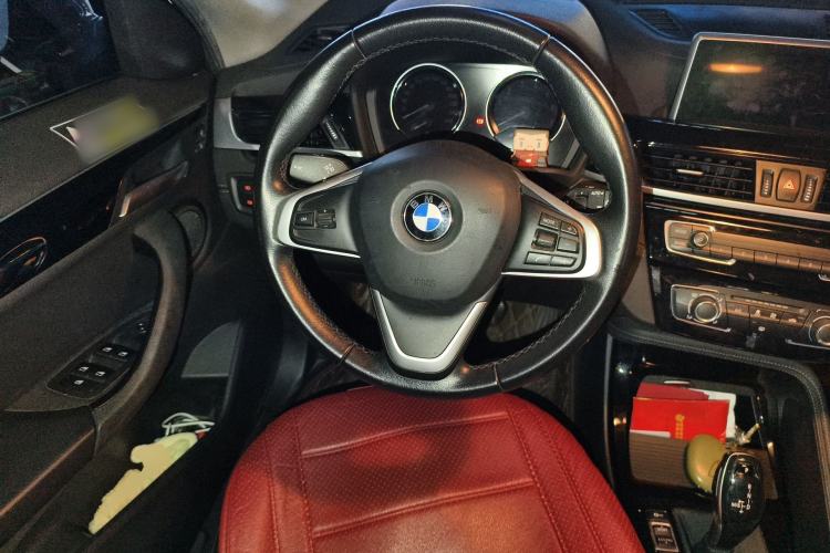 Used BMW X2 2019 sDrive20i M Sport Package China VI Emission Standard Steering Wheel