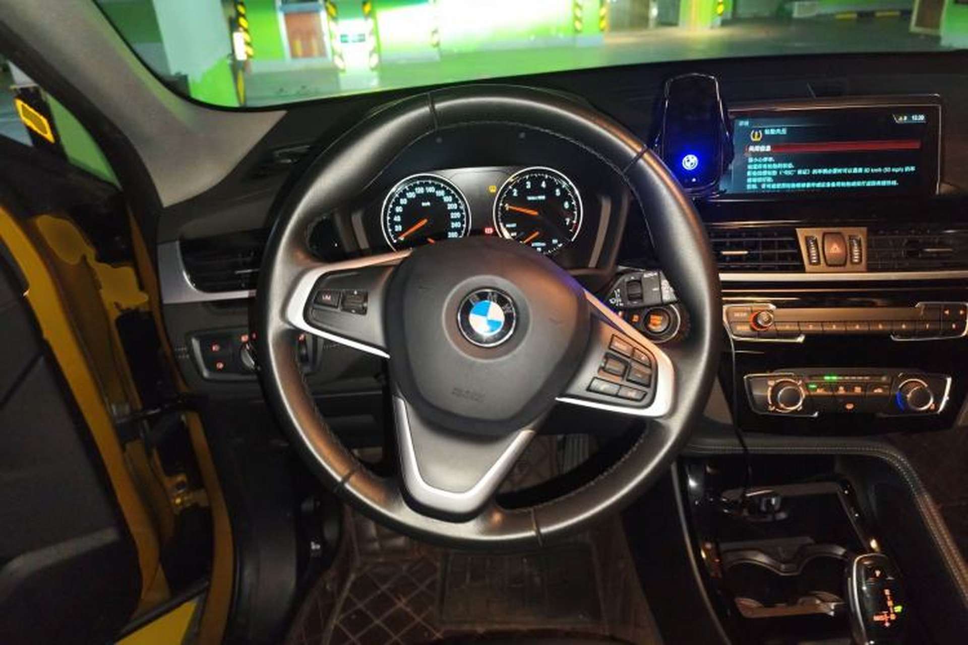 Used BMW X2 2019 sDrive20i M Sport Package China VI Emission Standard Steering Wheel