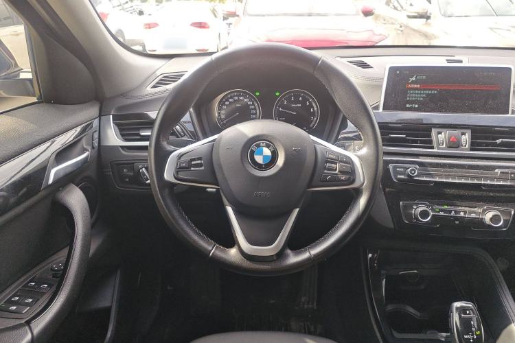 Used BMW X2 2019 sDrive20i M Sport Package China VI Emission Standard Steering Wheel