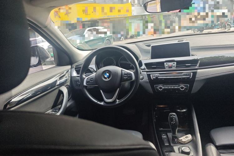 Used BMW X2 2019 sDrive20i M Sport Package China VI Emission Standard Steering Wheel