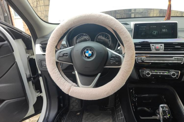 Used BMW X2 2019 sDrive20i M Sport Package China VI Emission Standard Steering Wheel