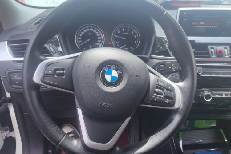 Used BMW X2 2019 sDrive20i M Sport Package China VI Emission Standard Steering Wheel