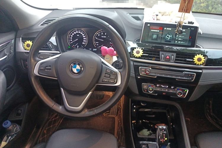Used BMW X2 2019 sDrive25i Leading Edition M Sport Package China VI Steering Wheel