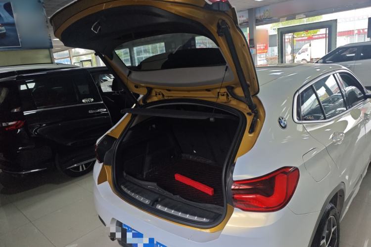 Used BMW X2 2019 sDrive20i M Sport Package China VI Emission Standard Trunk