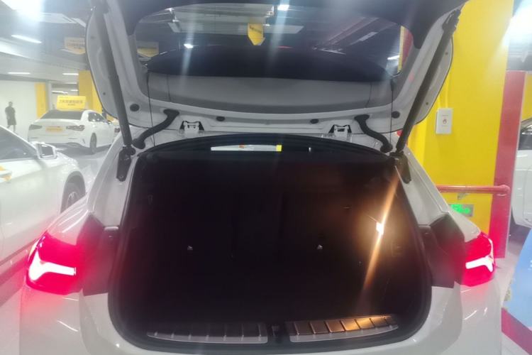 Used BMW X2 2019 sDrive20i M Sport Package China VI Emission Standard Trunk