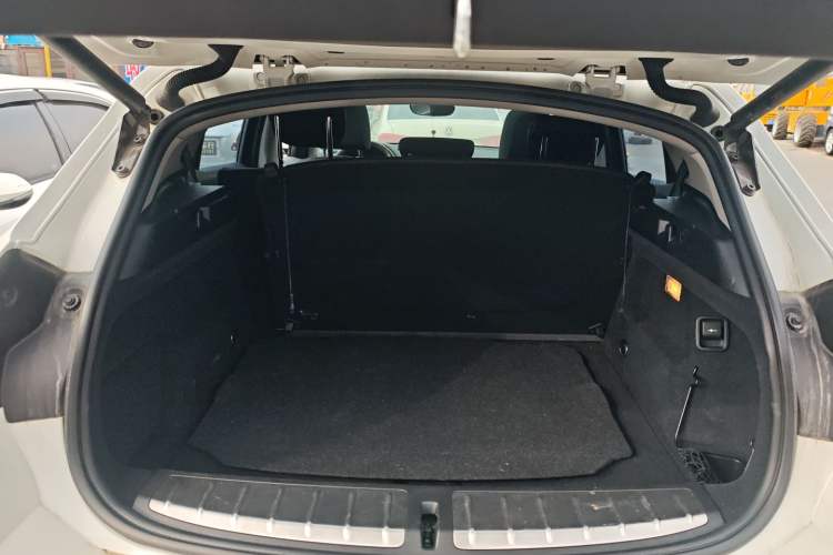 Used BMW X2 2019 sDrive20i M Sport Package China VI Emission Standard Trunk