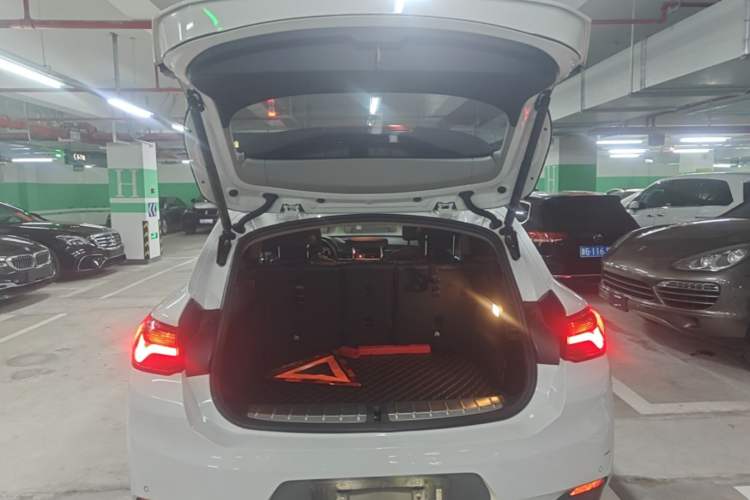 Used BMW X2 2019 sDrive20i M Sport Package China VI Emission Standard Trunk