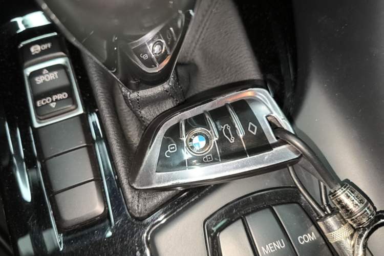 Used BMW X2 2019 sDrive20i M Sport Package China VI Emission Standard Vehicle Key