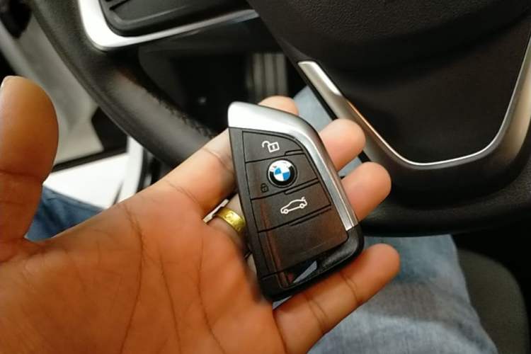 Used BMW X2 2019 sDrive20i M Sport Package China VI Emission Standard Vehicle Key