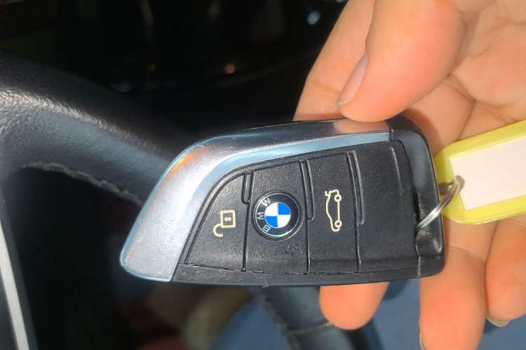 Used BMW X2 2019 sDrive20i M Sport Package China VI Emission Standard Vehicle Key