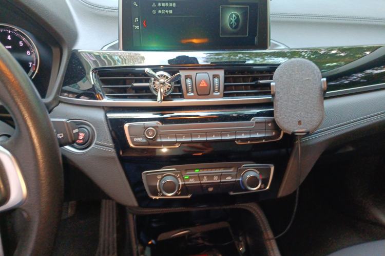 Used BMW X2 2019 sDrive20i M Sport Package China VI Emission Standard Audio And AC Panel