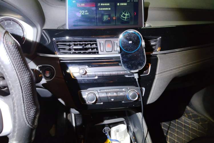 Used BMW X2 2019 sDrive20i M Sport Package China VI Emission Standard Audio And AC Panel