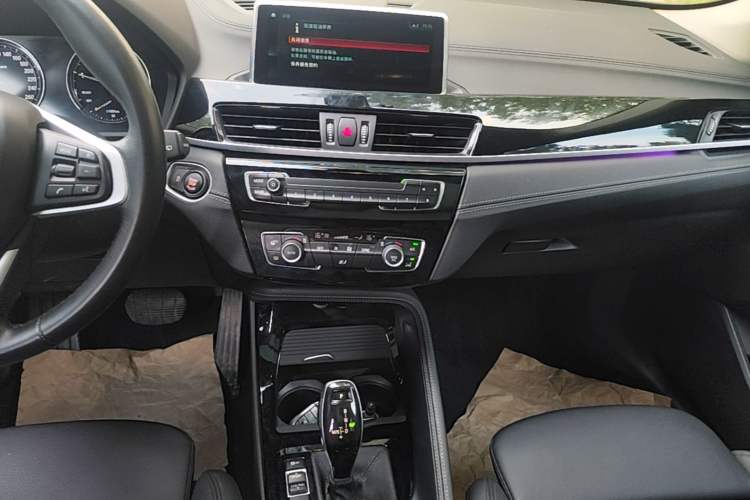 Used BMW X2 2019 sDrive25i Leading Edition M Sport Package China VI Audio And AC Panel