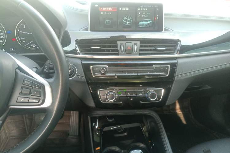 Used BMW X2 2019 sDrive20i M Sport Package China VI Emission Standard Audio And AC Panel