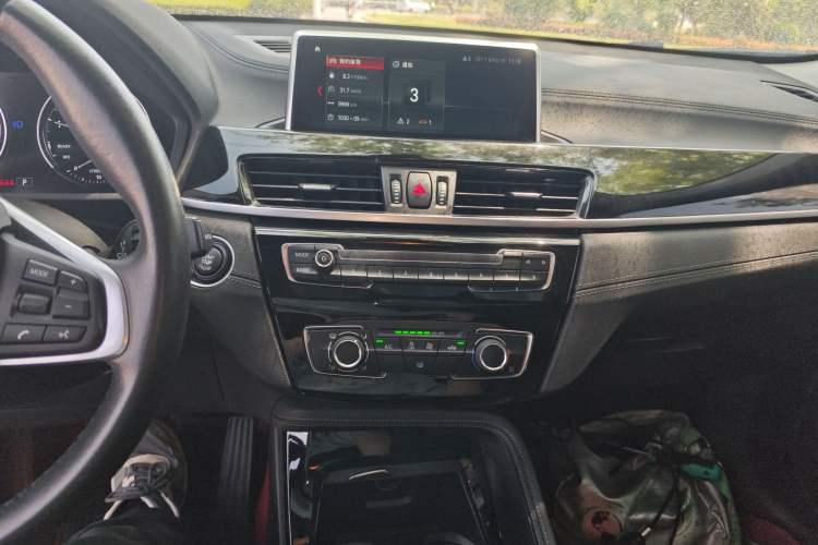Used BMW X2 2019 sDrive20i M Sport Package China VI Emission Standard Audio And AC Panel