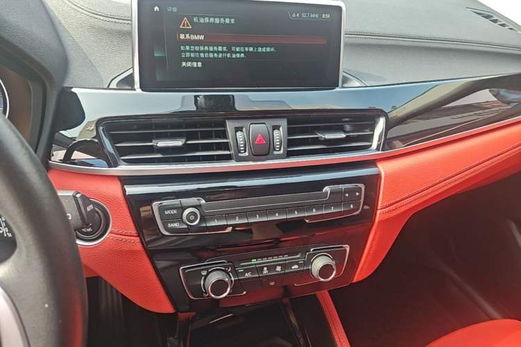 Used BMW X2 2019 sDrive20i M Sport Package China VI Emission Standard Audio And AC Panel