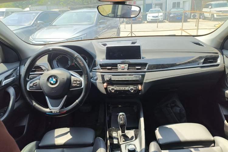 Used BMW X2 2019 sDrive20i M Sport Package China VI Emission Standard Center Console