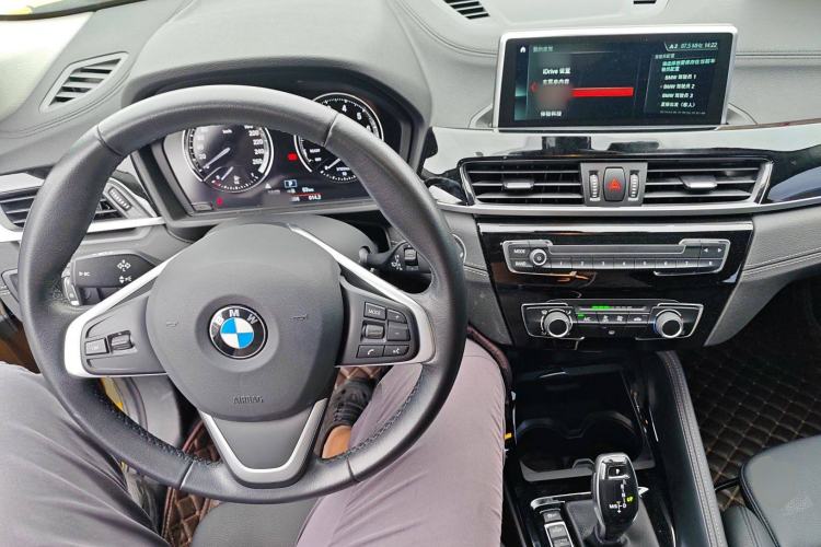 Used BMW X2 2019 sDrive20i M Sport Package China VI Emission Standard Center Console