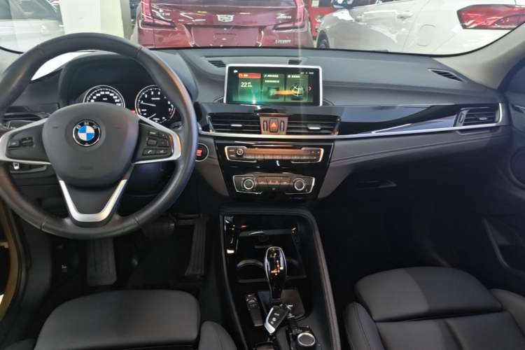 Used BMW X2 2019 sDrive20i M Sport Package China VI Emission Standard Center Console