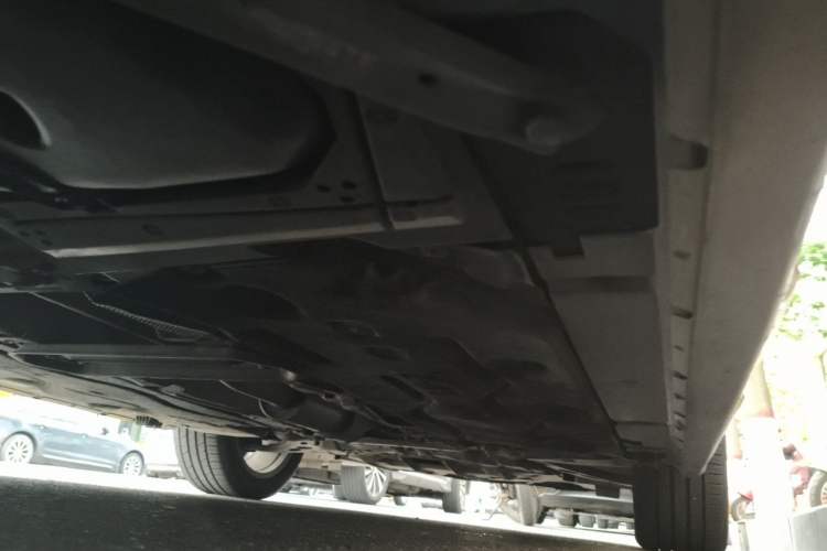 Used BMW X2 2019 sDrive20i M Sport Package China VI Emission Standard Chassis Rear Right