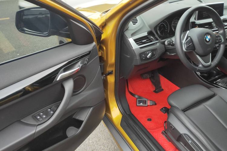 Used BMW X2 2019 sDrive20i M Sport Package China VI Emission Standard Driver Seat