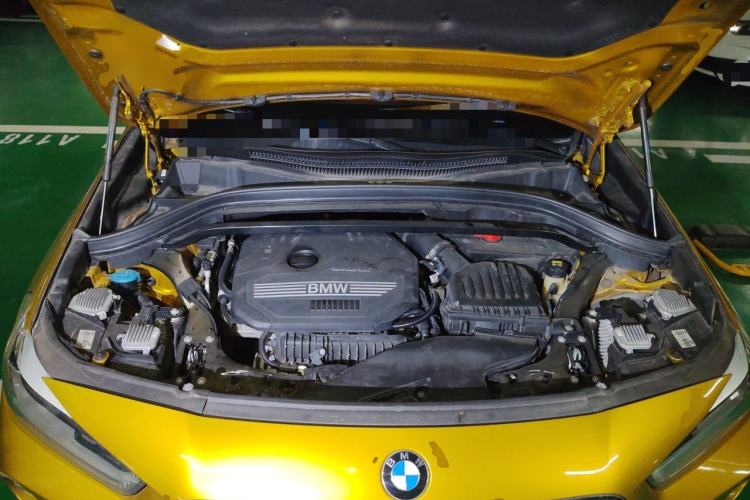 Used BMW X2 2019 sDrive20i M Sport Package China VI Emission Standard Engine Bay