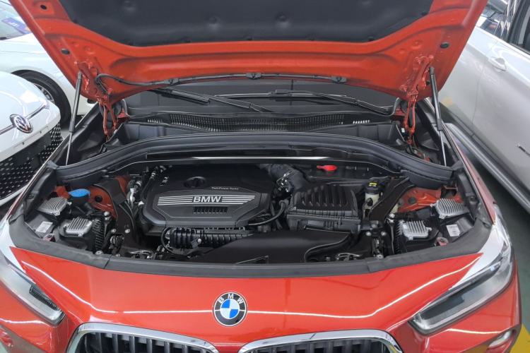 Used BMW X2 2019 sDrive20i M Sport Package China VI Emission Standard Engine Bay