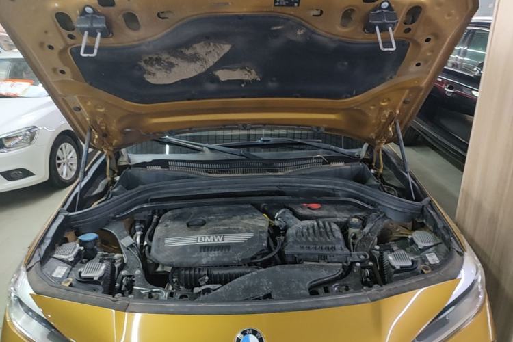 Used BMW X2 2019 sDrive20i M Sport Package China VI Emission Standard Engine Bay