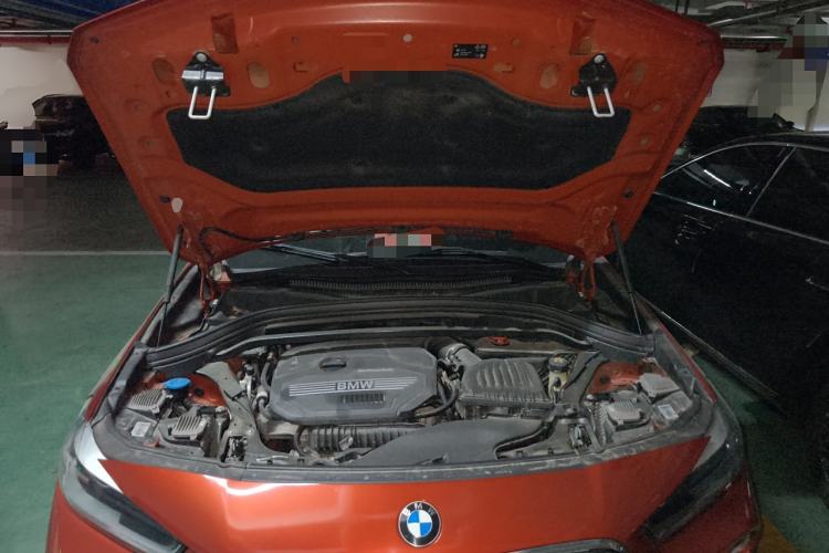 Used BMW X2 2019 sDrive20i M Sport Package China VI Emission Standard Engine Bay
