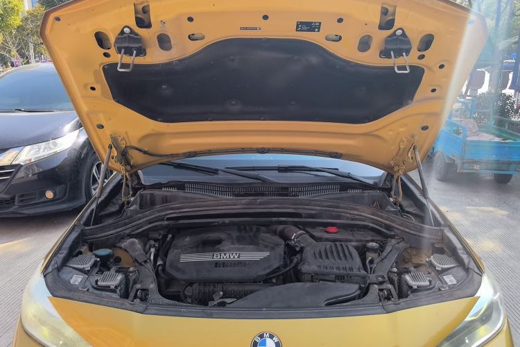 Used BMW X2 2019 sDrive20i M Sport Package China VI Emission Standard Engine Bay