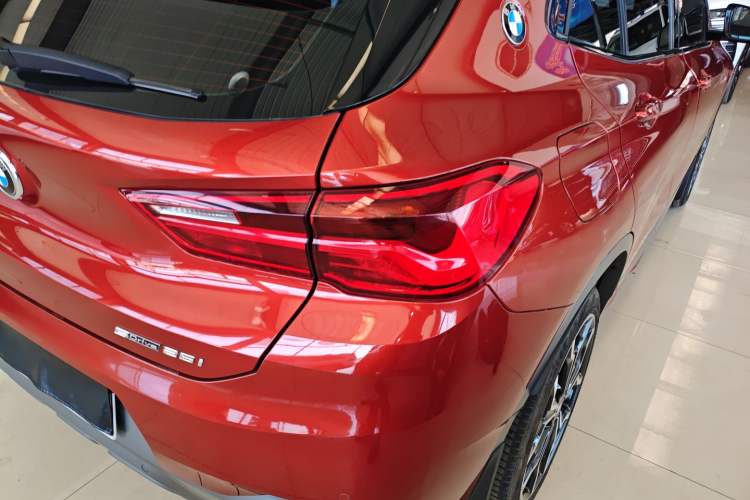 Used BMW X2 2019 sDrive25i Luxury Model with M Off-Road Package China VI Emission Standard Exterior 3