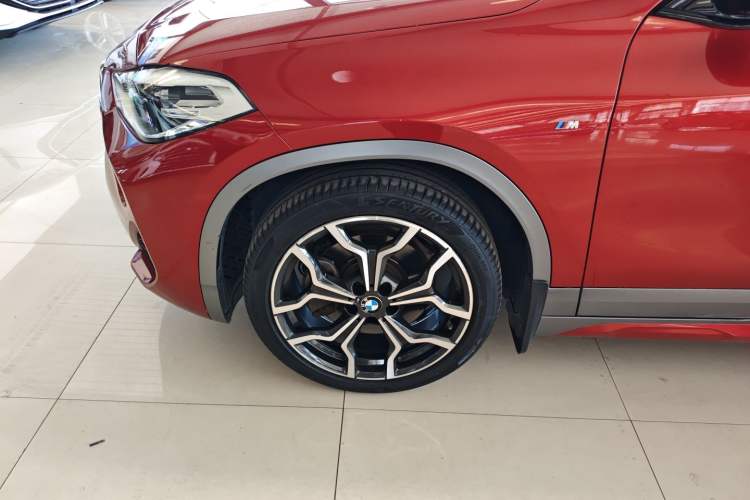 Used BMW X2 2019 sDrive25i Luxury Model with M Off-Road Package China VI Emission Standard Exterior 4