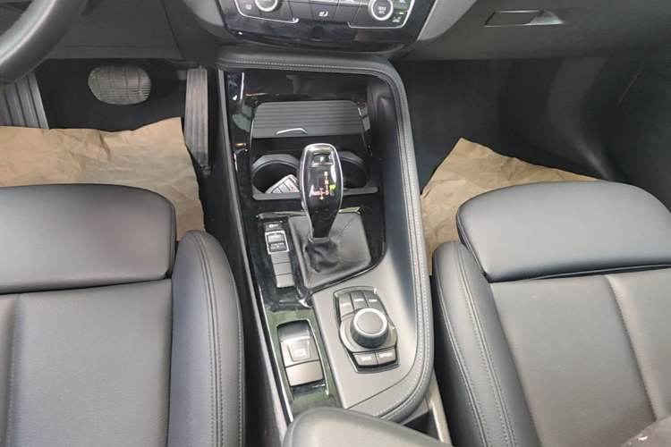 Used BMW X2 2019 sDrive25i Leading Edition M Sport Package China VI Gear Lever