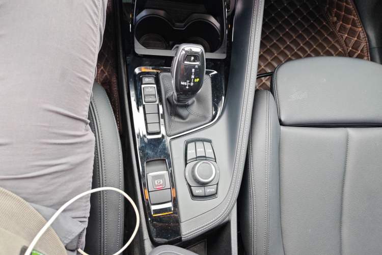 Used BMW X2 2019 sDrive20i M Sport Package China VI Emission Standard Gear Lever