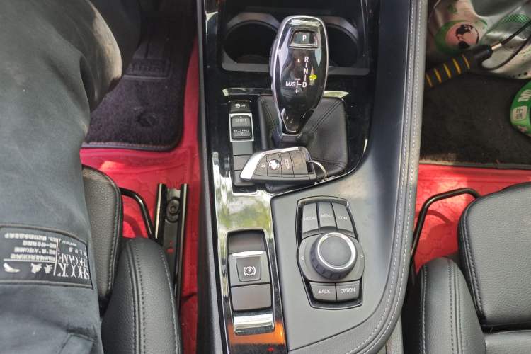 Used BMW X2 2019 sDrive20i M Sport Package China VI Emission Standard Gear Lever